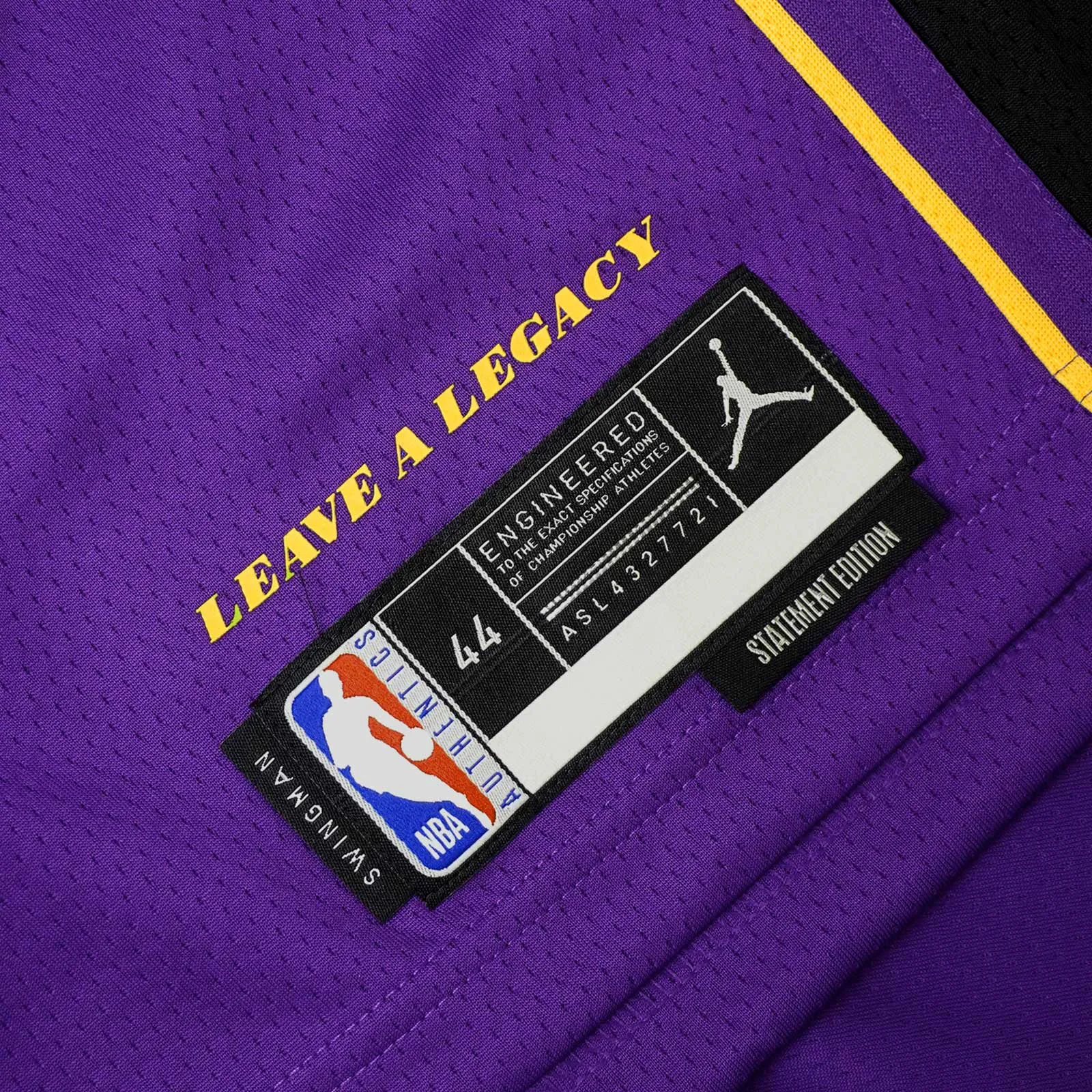 Anthony Davis Los Angeles Lakers Statement Edition Swingman Jersey - Purple