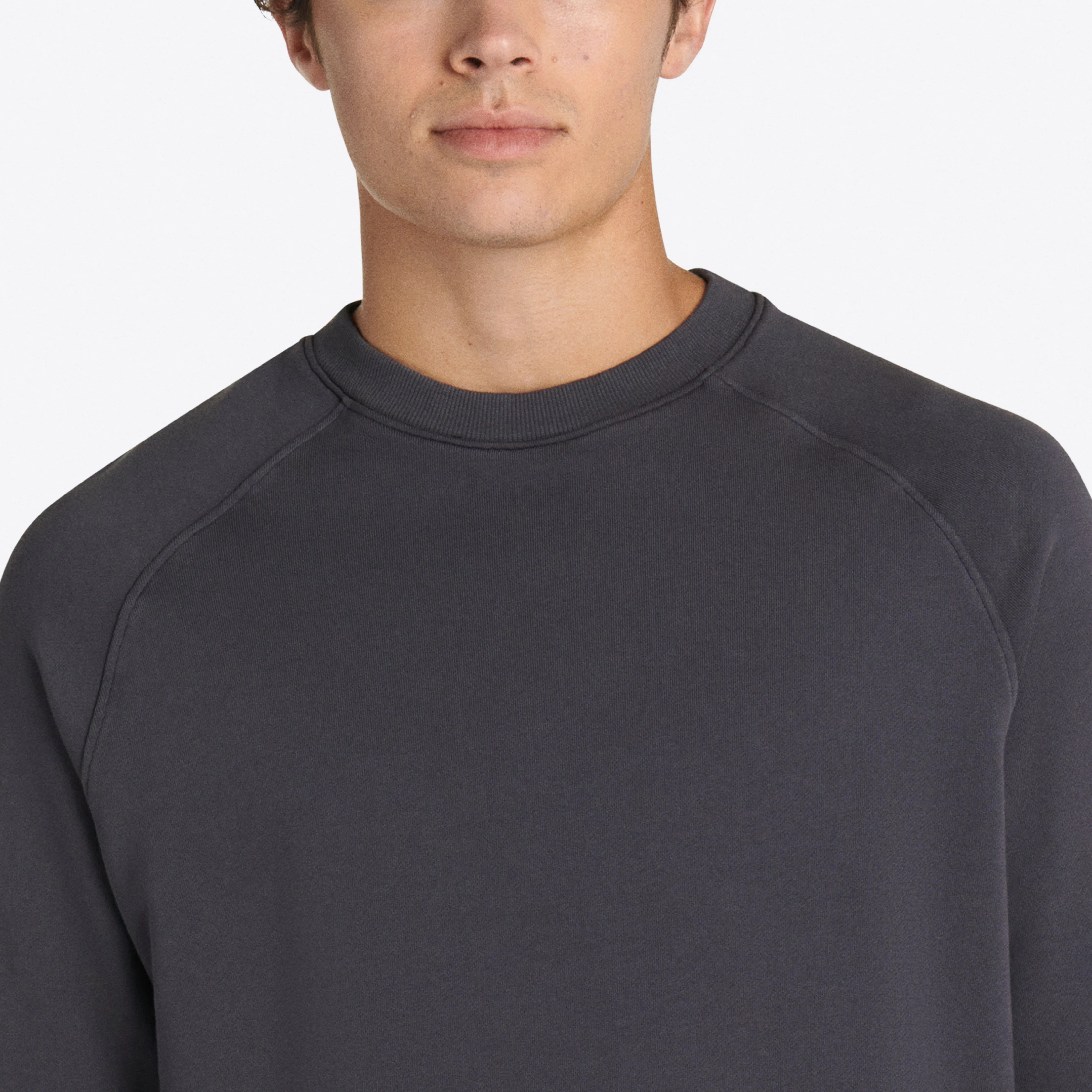 COMFORT Solid Long Sleeve Crew Neck Pullover