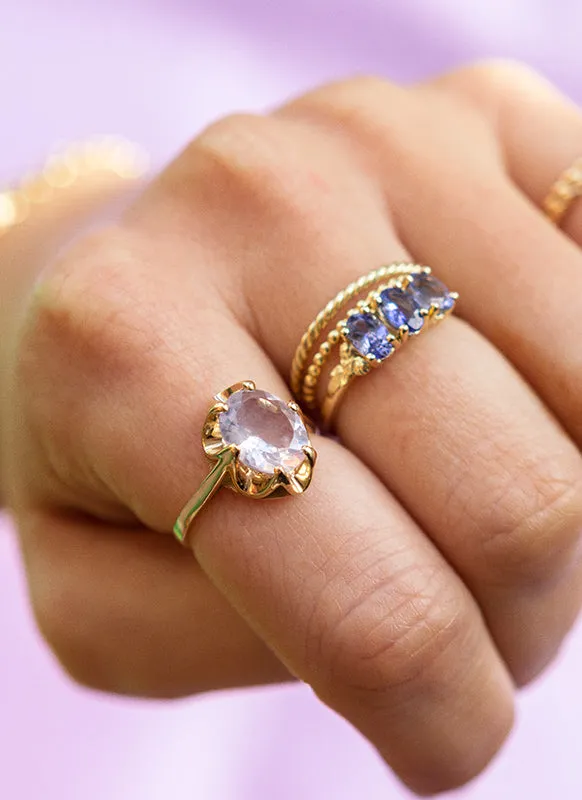 Lizzy moonquartz ring 14k gold