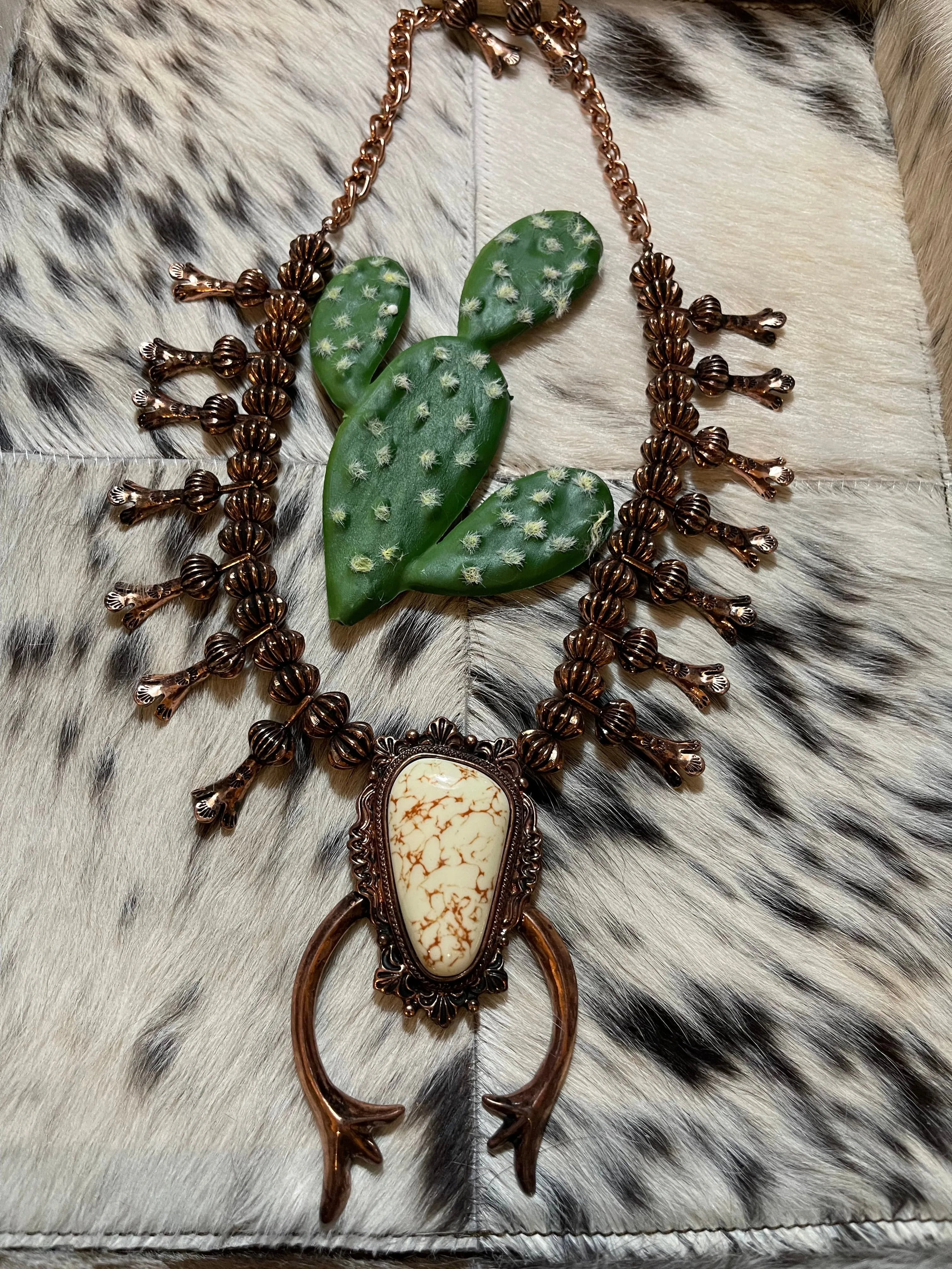 Southwest western LARGE SQUASH necklace